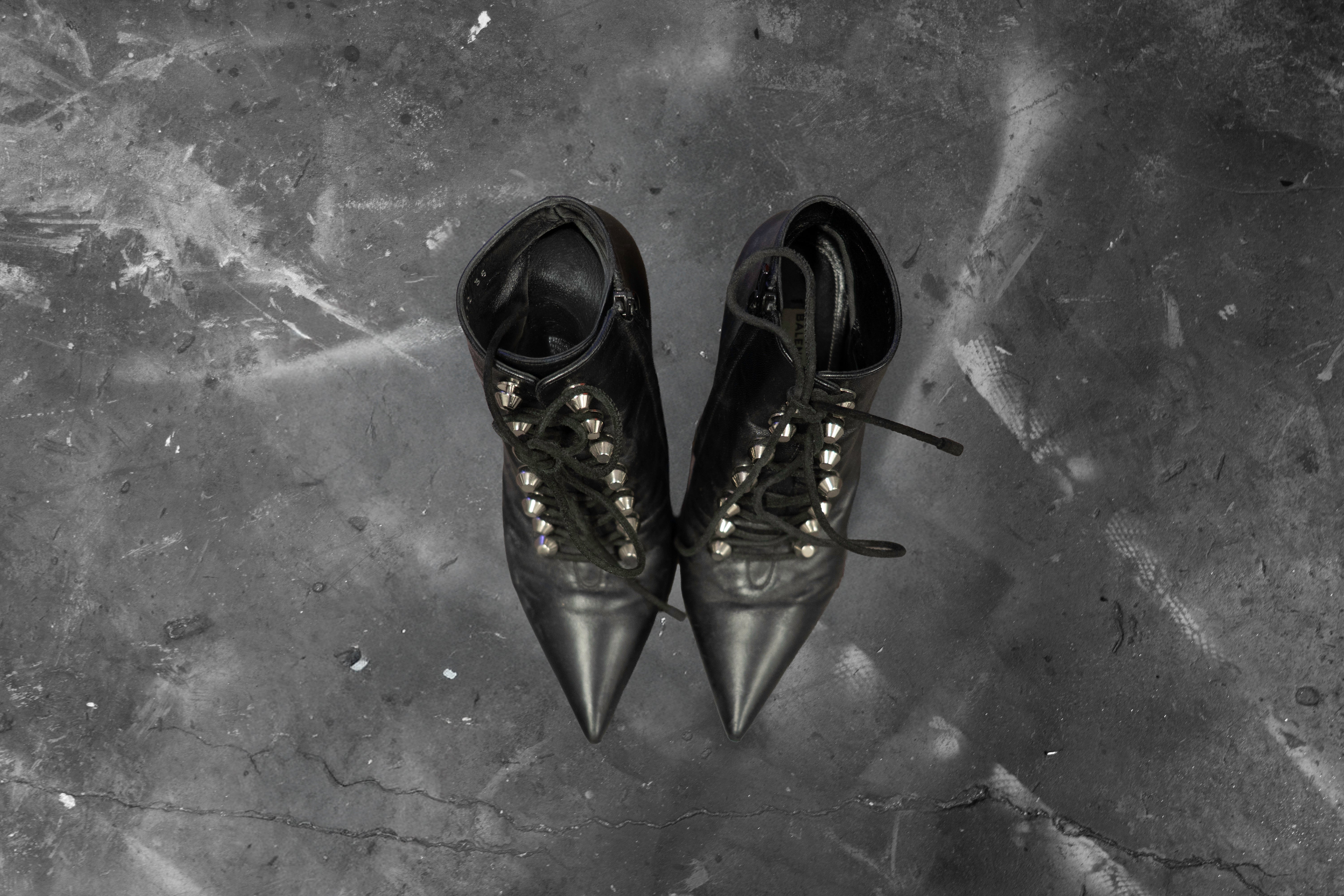 BALENCIAGA — BLACK LEATHER LACE-UP STILETTO BOOT