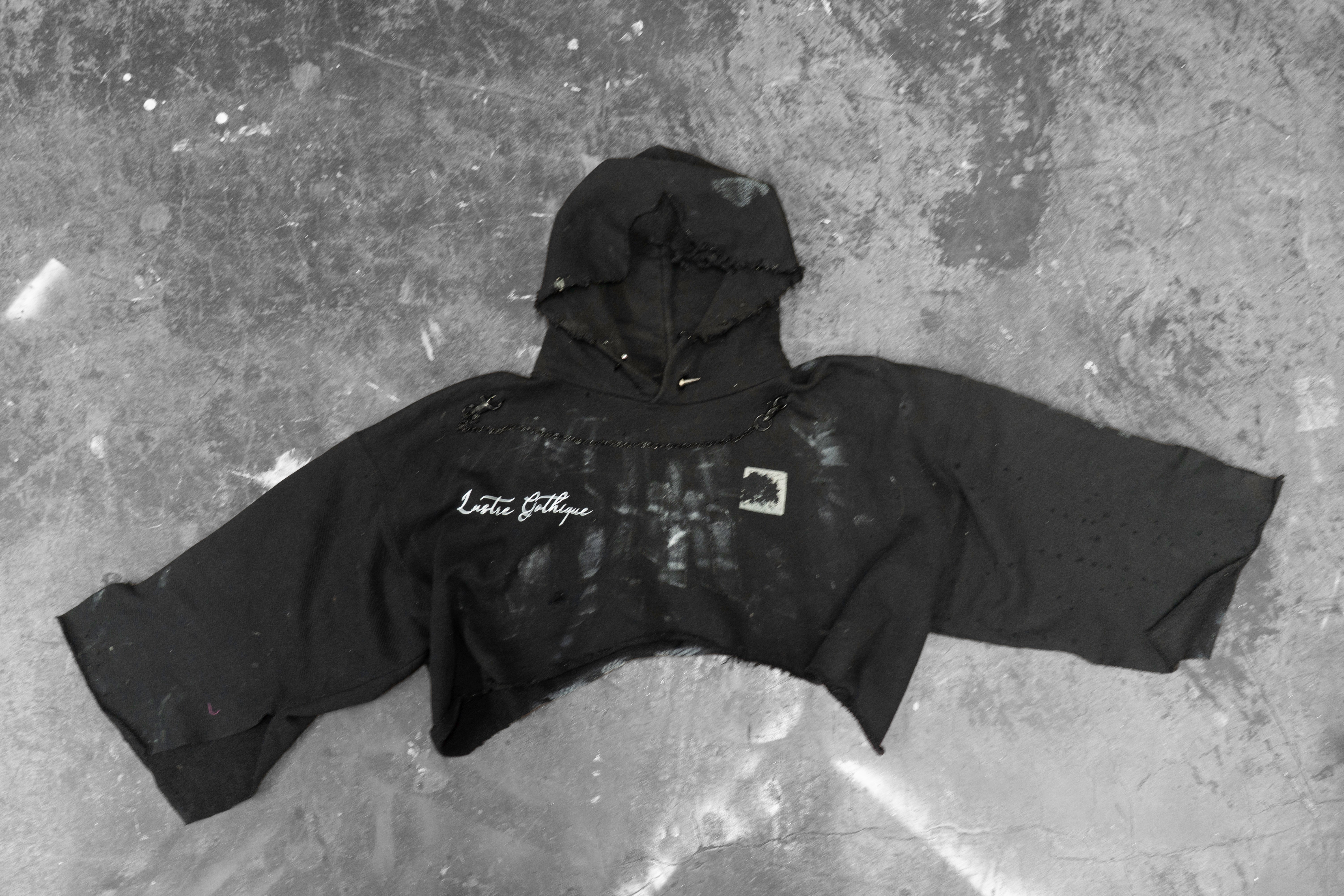 LUSTREGOTHIQUE — BLACK CROPPED HOODIE II (1/1)