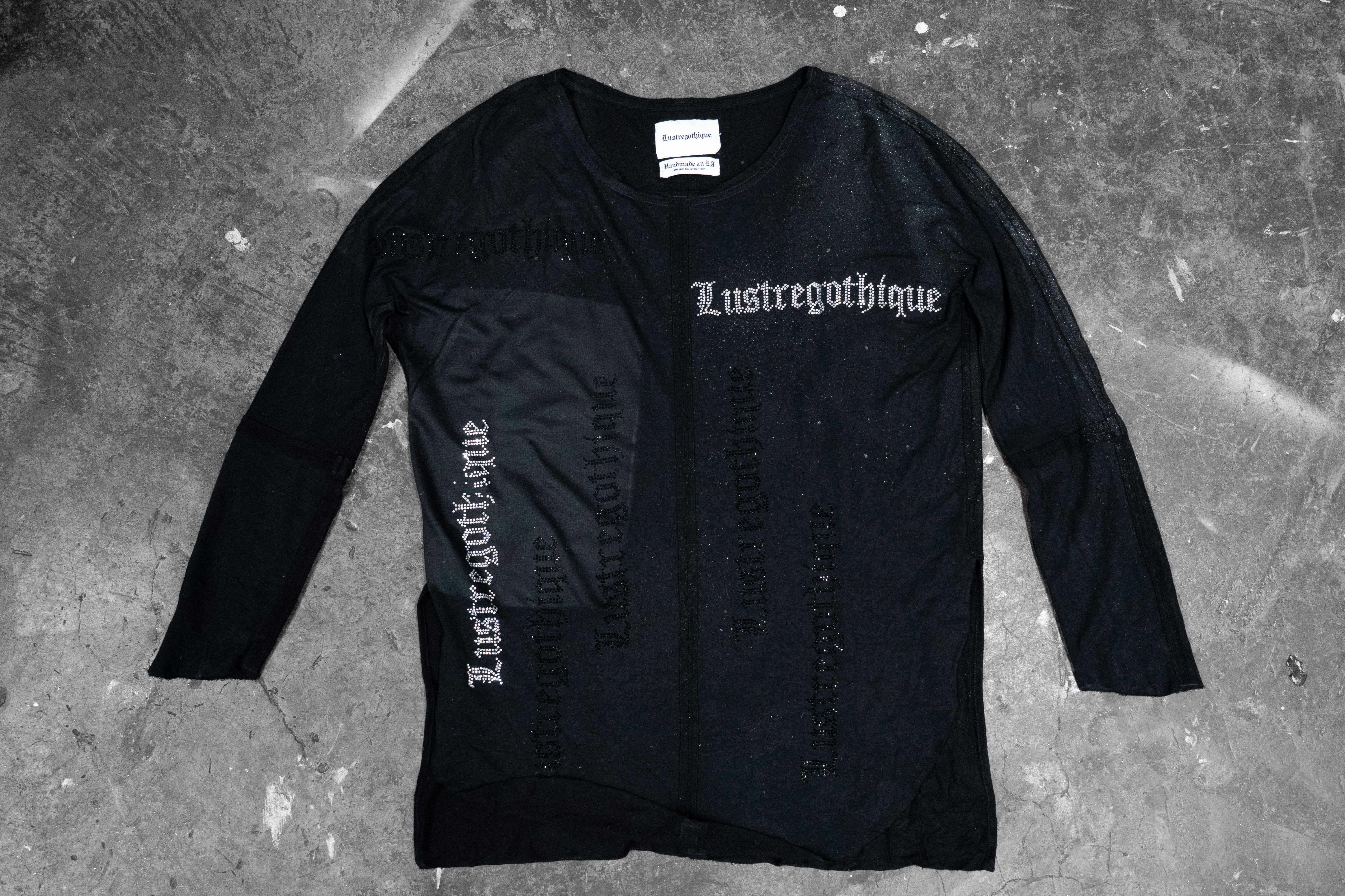 LUSTREGOTHIQUE — BLACK SOFT STYLE LONG SLEEVE (1/1)