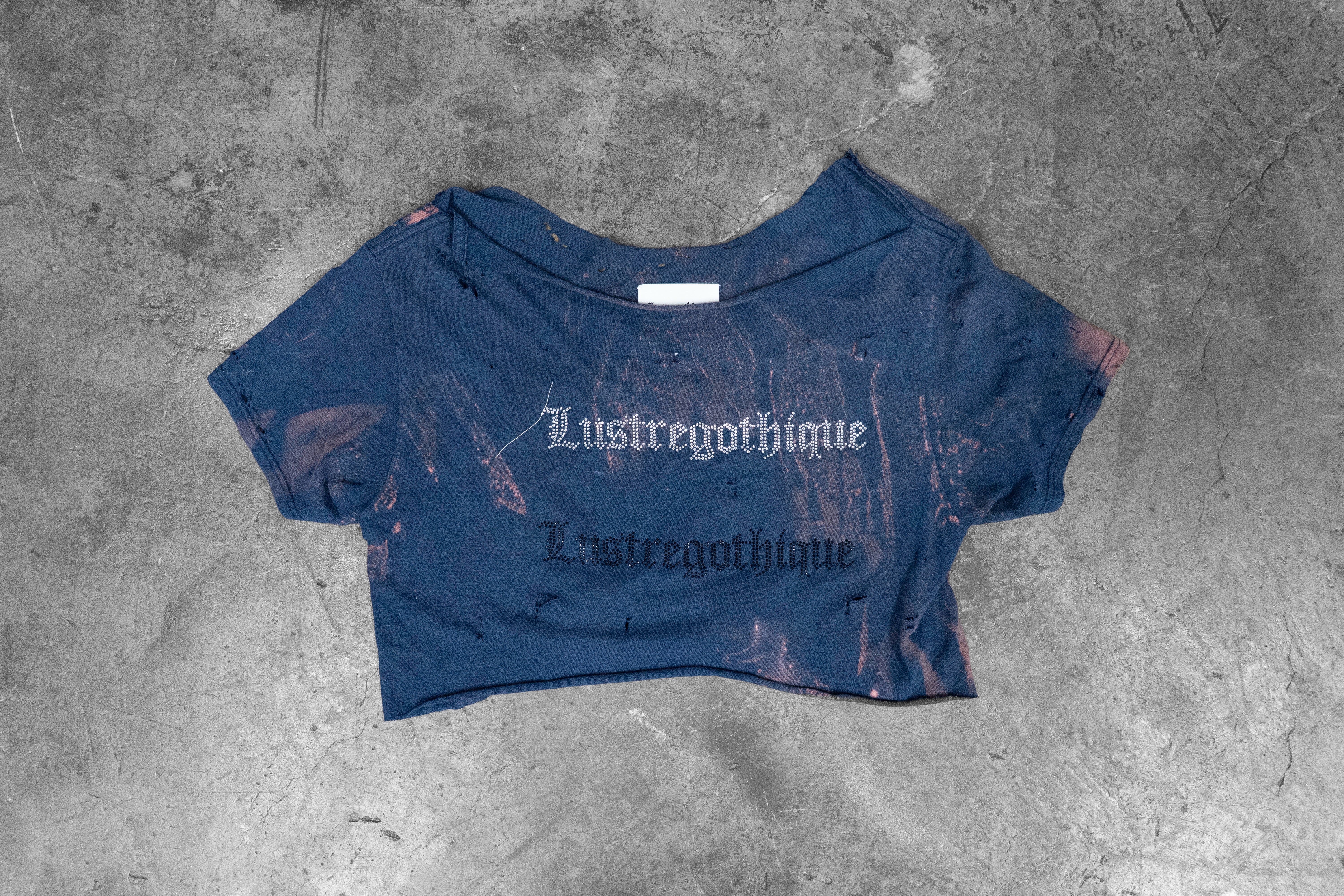 LUSTREGOTHIQUE — NAVY OPINION CROP (1/1)