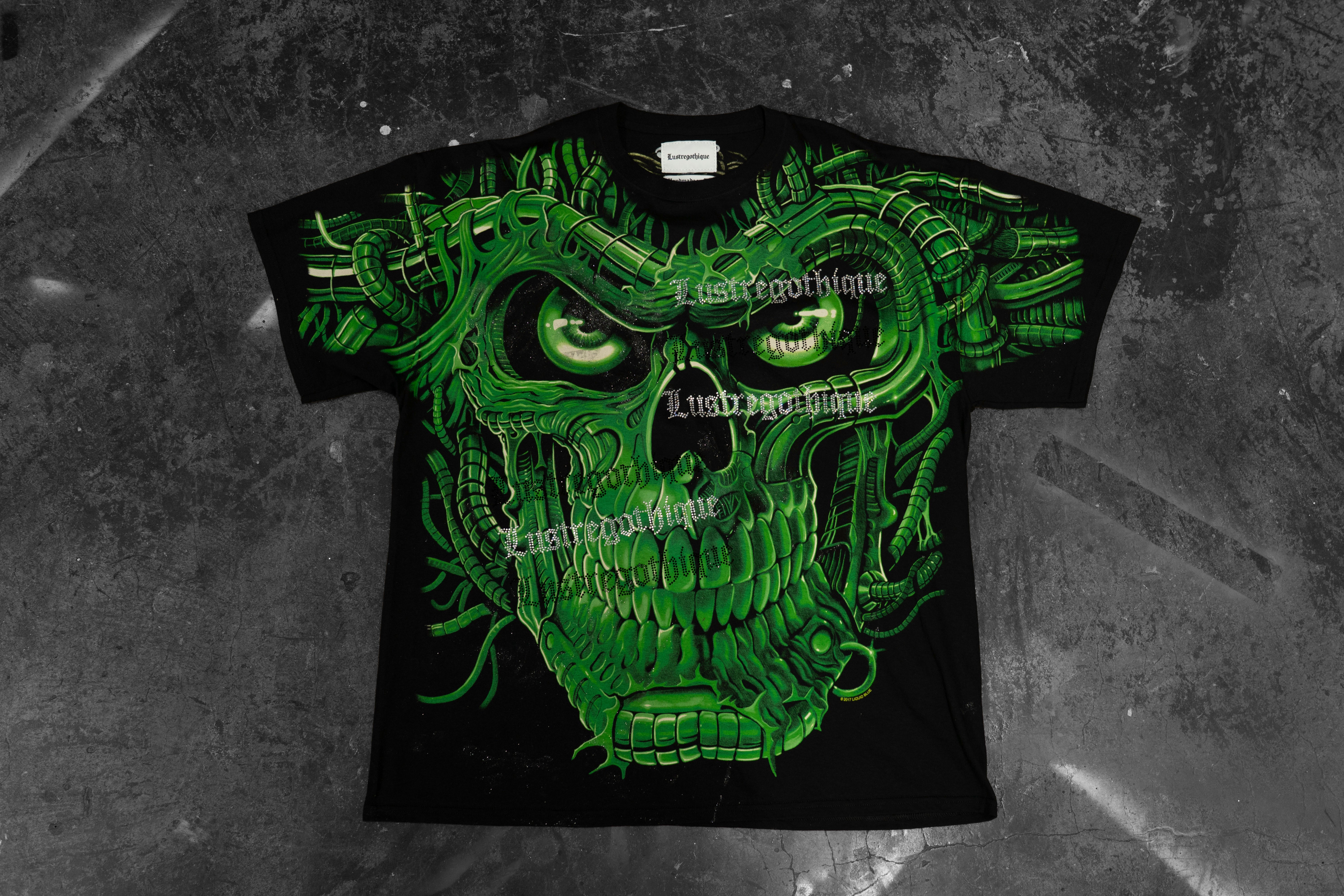LUSTREGOTHIQUE — GREEN SKULL BLACK GRAPHIC TEE (1/1)
